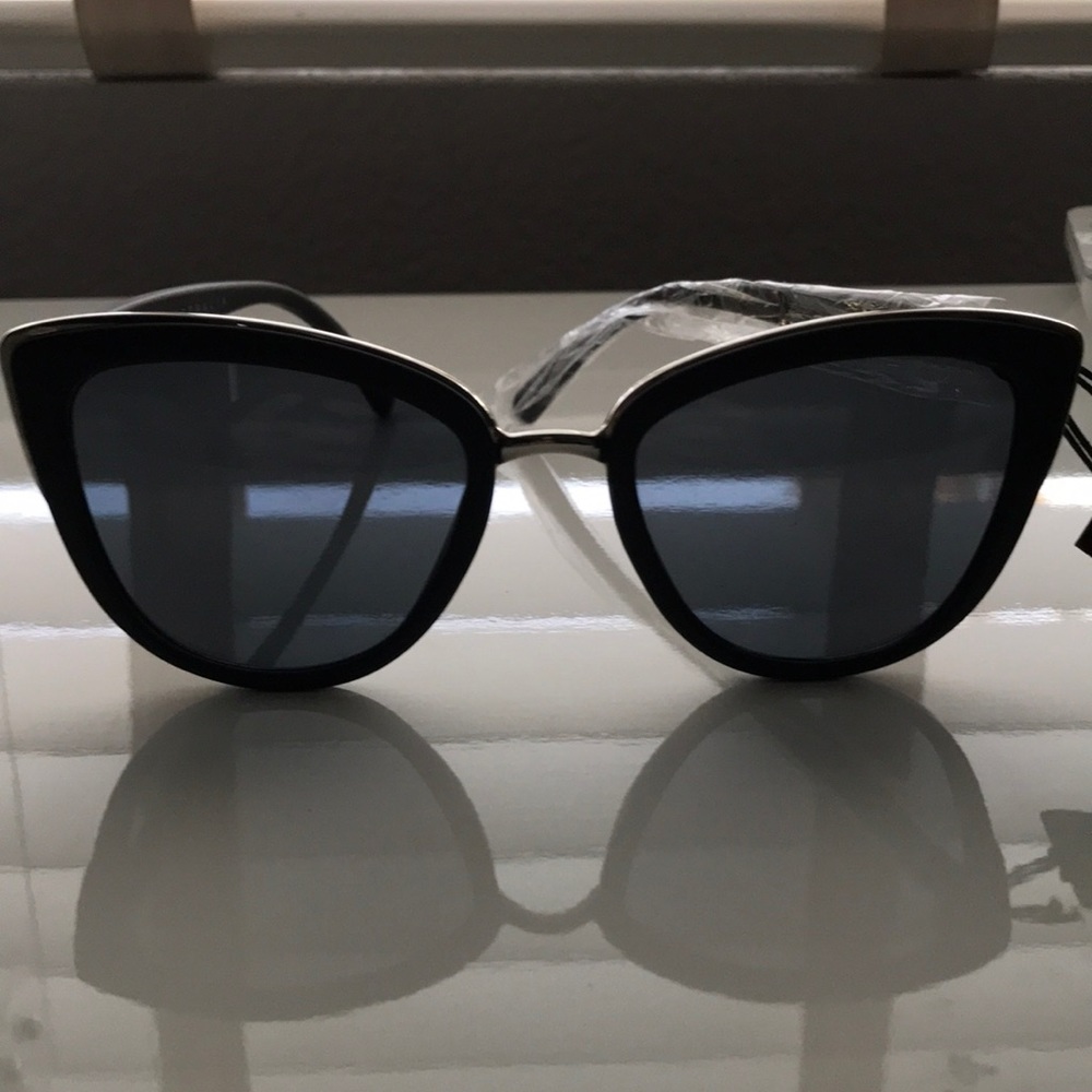 Quay sunglasses